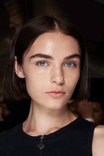 Look 5